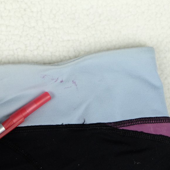 Lululemon Womens Yoga Pants 10 Black Blue Capri Stretchy Athletic Athleisure Gym - Picture 11 of 13